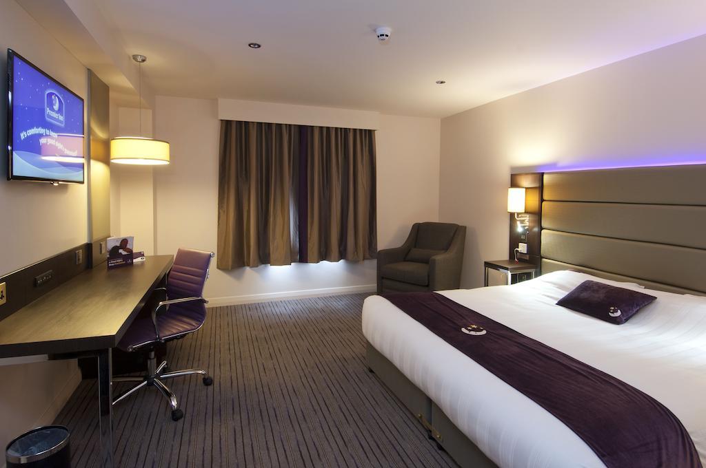 Premier Inn Bath City Centre Bilik gambar